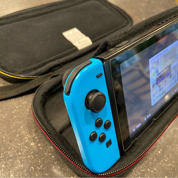 Super Mario Nintendo Switch Case ONLY (Switch not incl) - Picture 6 of 9